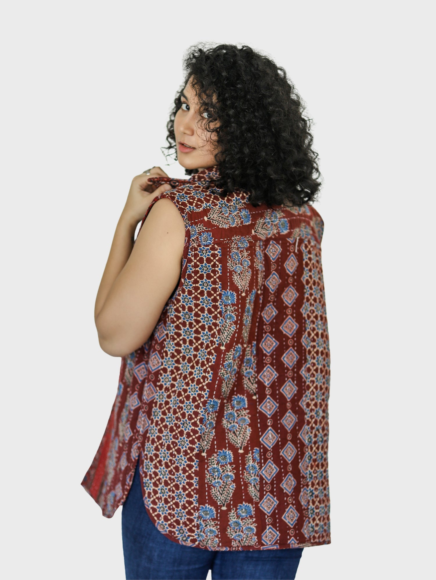 Geru Ajrakh Print Reversible Sleeveless Jacket