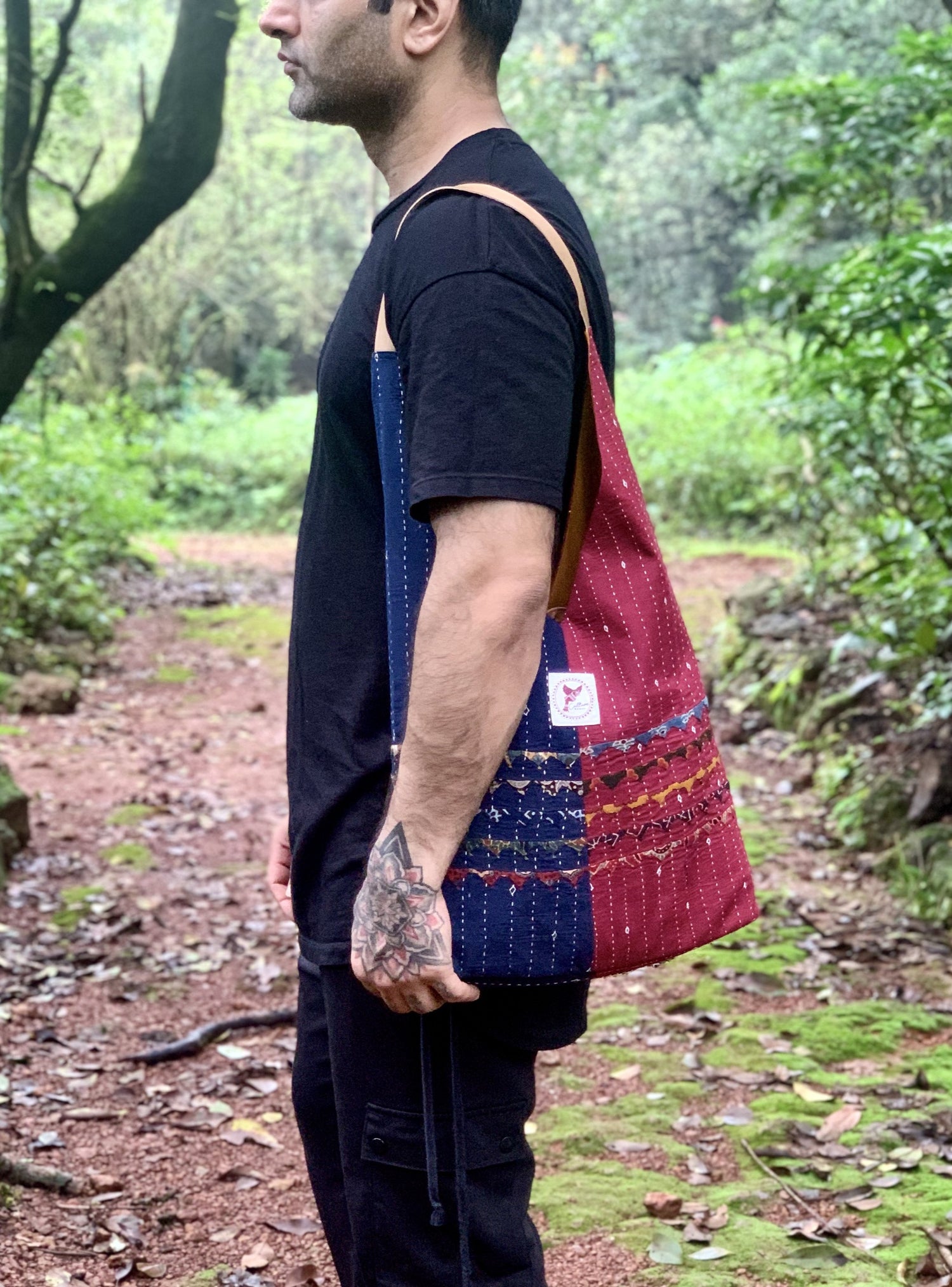 CHITKI - Hand Embroidered Unisex Split Hobo Bag