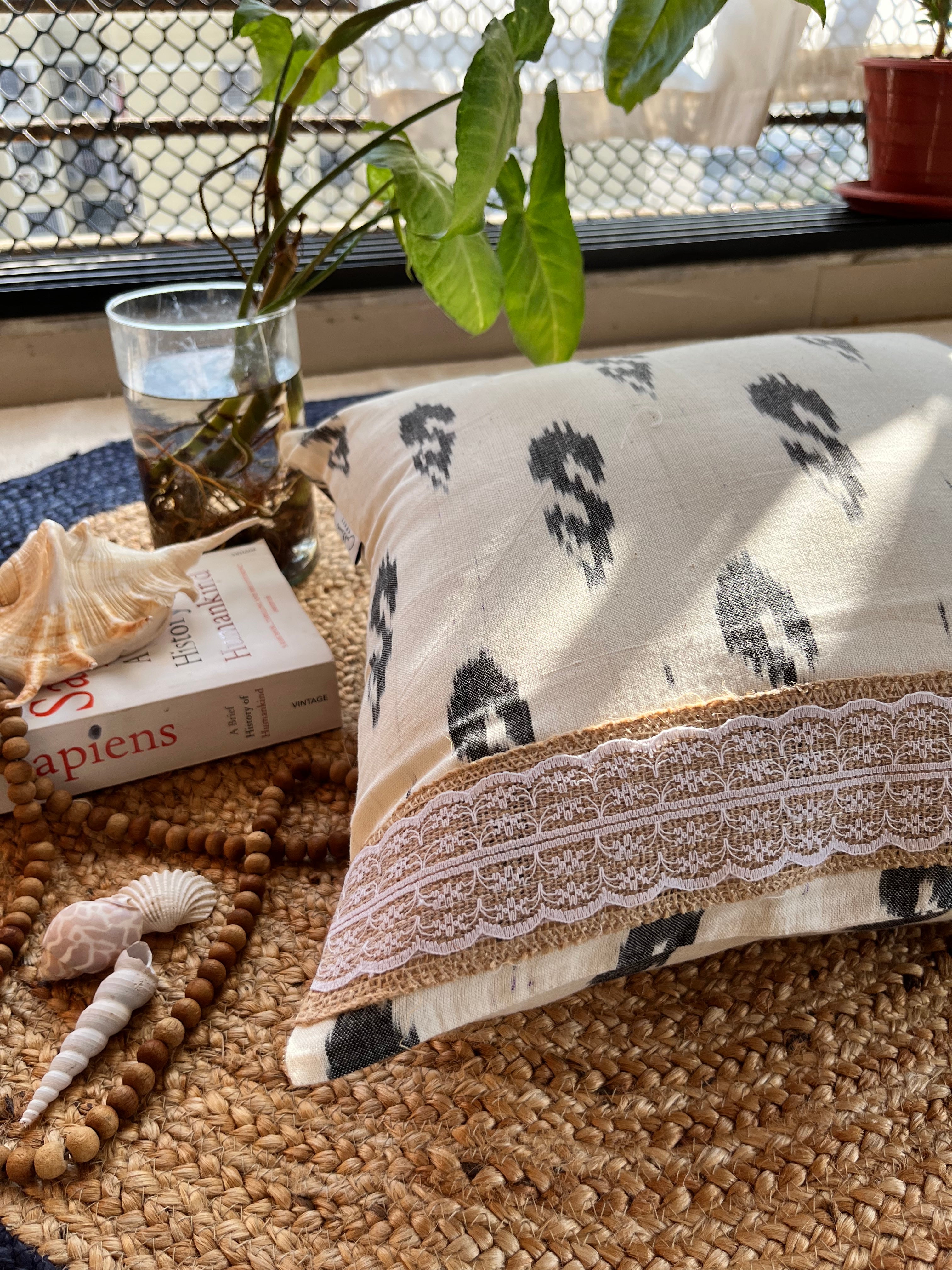 KALANAGI - Cotton Flex Ikat Cushion Cover (16X16)